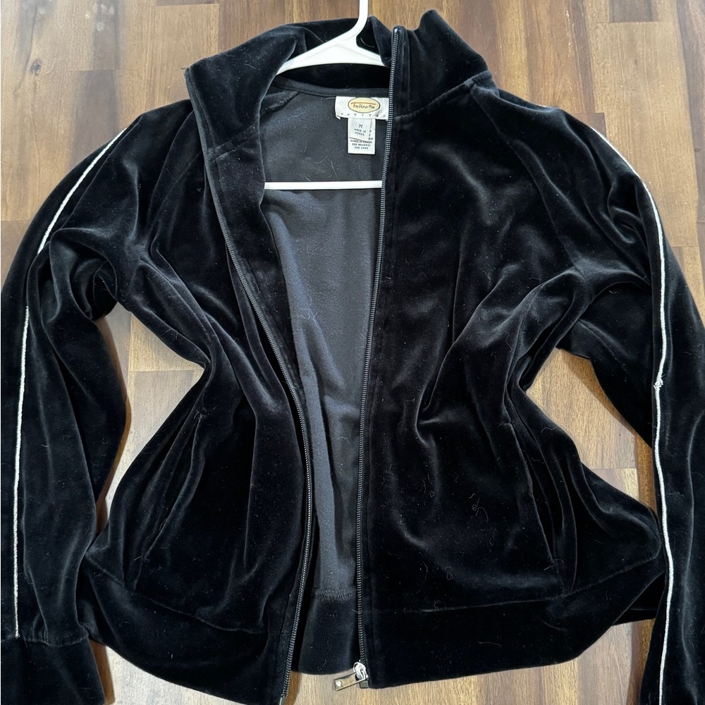 talbots black fitted athleisure jacket with silver glitter lining on sleeves